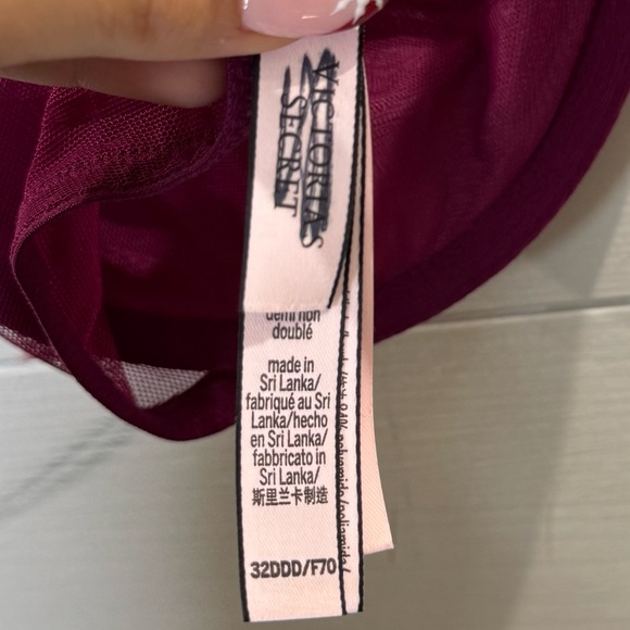 Victoria's Secret NWOT Unlined Demi Velvet Bra Size 32DDD - Picture 6 of 7